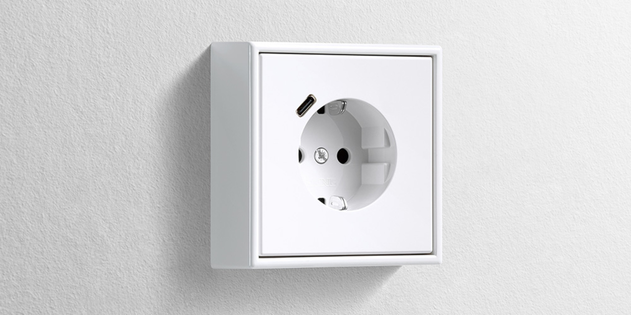 Erweiterter Anschlussraum für die Nachrüstung bei Elektrotechnik Braun in Deining